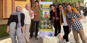 Seru! Lulus Jadi Sarjana Pertanian, Dapat Hadiah Kambing dari Bestie