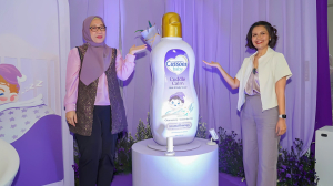 Ritual Menenangkan Ibu dan Bayi Lewat Sentuhan Penuh Cinta dari Cuddle Calm Cussons Baby