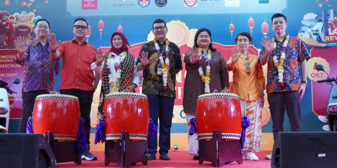 Warna-warni Budaya Asia dalam Perayaan Mooncake di Old Shanghai
