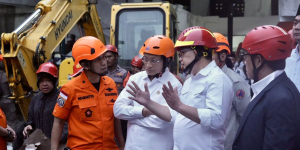 Ponpes Al-Khoziny Ambruk, Menag Tanggapi Isu Pelibatan Santri dalam Pengecoran Gedung