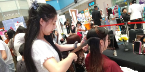Keseruan Hairstyling Bareng Viva Cosmetics dan Remington di Campus Beauty Fair