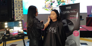 Tips Makeup Flawless dari Make Over di Campus Beauty Fair
