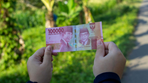 Benarkah Gaji Pensiunan PNS Naik Bulan Ini? Begini Penjelasan Resminya!
