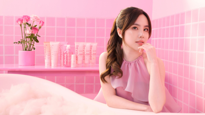 Kulit Glowing Gak Pake Ribet! Ini 3 Rahasia Biar Makin Percaya Diri Setiap Hari