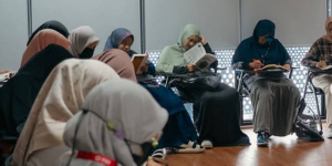 Hobi Membaca? Ini 4 Komunitas Literasi yang Bisa Kamu Ikuti