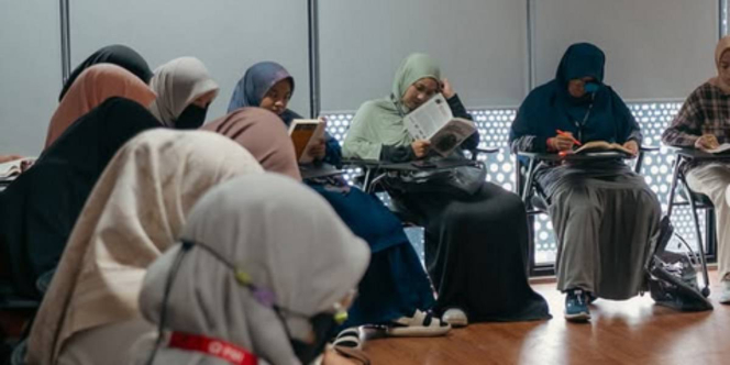 Hobi Membaca? Ini 4 Komunitas Literasi yang Bisa Kamu Ikuti