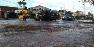 Imbas Hujan Deras, 17 RT di Jakarta Terendam Banjir