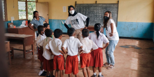 Komunitas 1000 GURU, Mengajar Sampai ke Pelosok Negeri