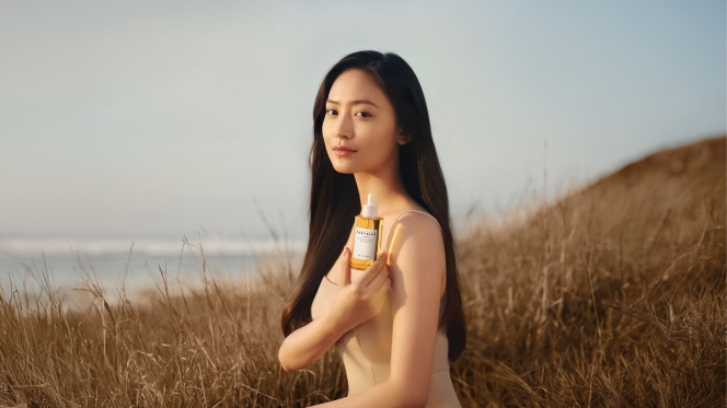 Temukan Ketenangan dalam Sentuhan Alam, Pesan SKIN1004 Lewat Kolaborasi Bersama Natasha Wilona