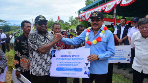 Transmigran Salawati Butuh Dukungan Pertanian dan Peternakan, Robert J. Kardinal Dorong Pemerintah Lanjutkan Warisan Pembangunan