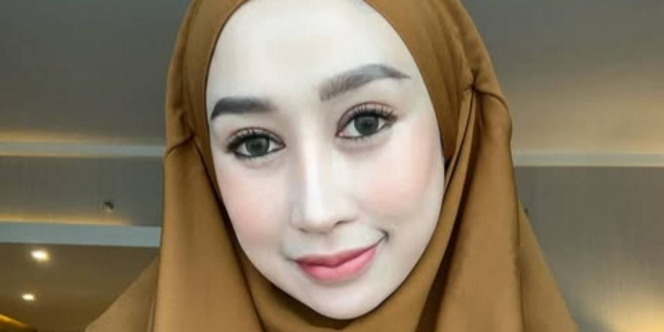 Jawab Tuduhan dengan Ikut Pameran BPOM, Reza Gladys Curhat Ujian Hidup Selama Setahun
