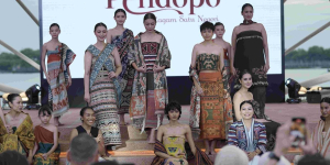 Keindahan Wastra dari Timur Indonesia Hadir Lewat Pagelaran `Aku, Wastra, Kisah`