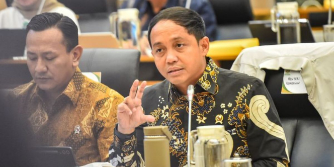 Anggota DPR Minta Menteri Kehutanan Raja Juli Mundur!