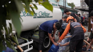 Bencana di Sumatera Sebabkan Krisis Air Bersih bagi Warga Terdampak