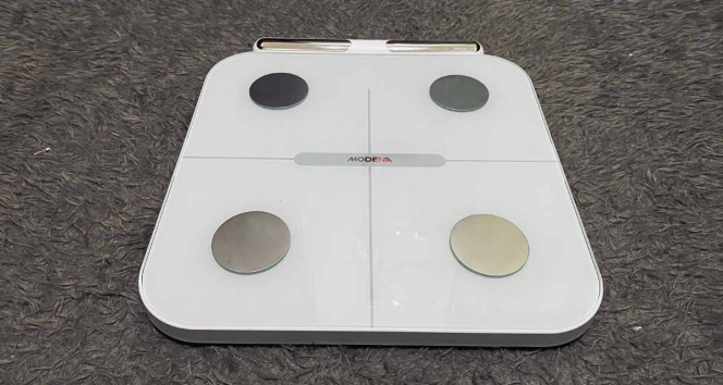 Review Timbangan Digital MODENA Smart Body Scale untuk Tracking Progress Diet selama Ramadan
