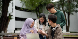 Gelar Akademik Bukan Lagi Jaminan: Pergeseran Cara Pandang Orang Tua Pasca Pengumuman SNBP 2026