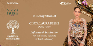 Cinta Laura Kiehl Terima Apresiasi Perempuan Berpengaruh 2026 di Sraya Nusa untuk Pendidikan dan Kesetaraan