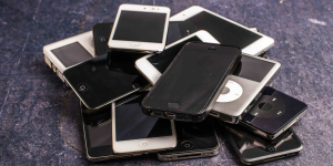 Sampah Gadget Jangan Dibuang Sembarangan, Ini Alasannya