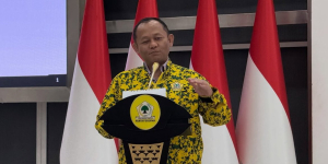 Sarmuji, dari Kapal Jeanita Berlabuh di Kursi Menteri