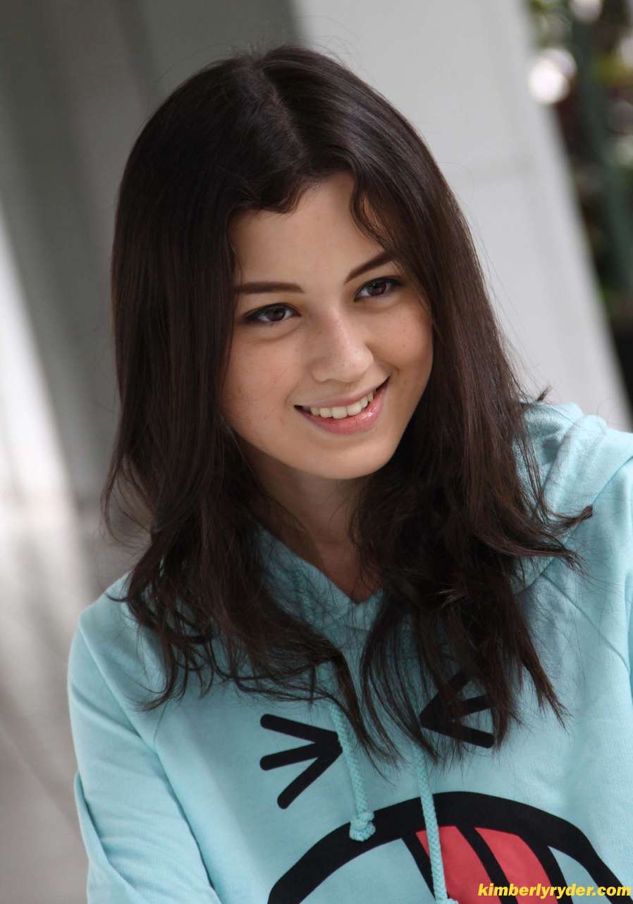 Paras Cantik Kimberly Ryder