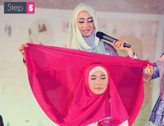 Jilbab Praktis Ala Dian Pelangi