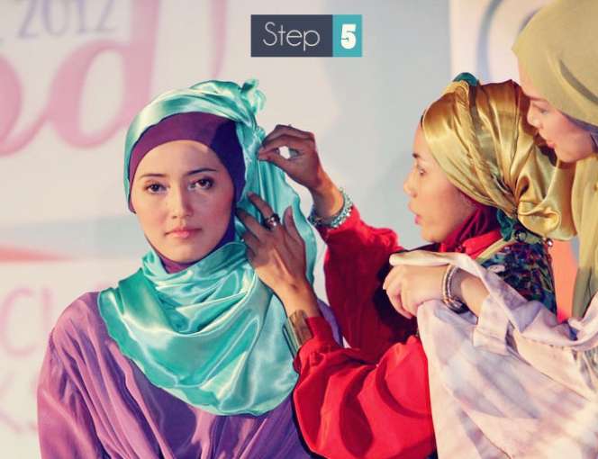 Gaya Hijab Praktis Untuk Pesta