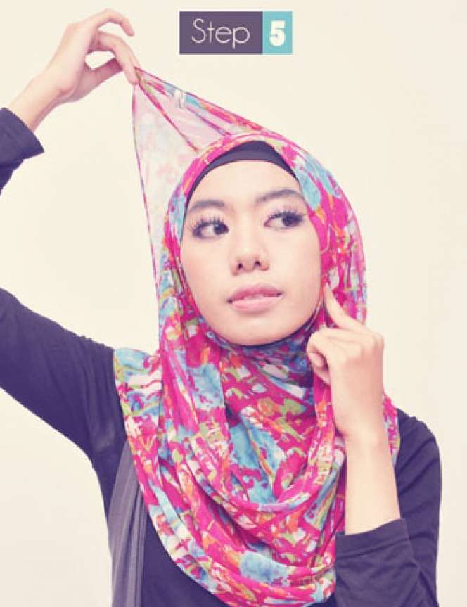 Cara Praktis Memakai Pashmina Sifon