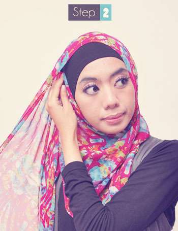 Cara Praktis Memakai Pashmina Sifon
