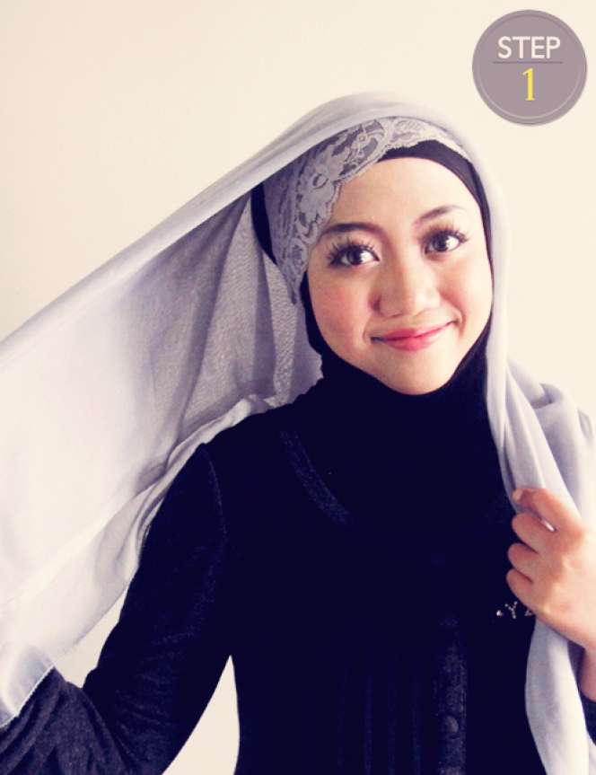 Praktis dan Cantik dengan Jilbab Segi Empat