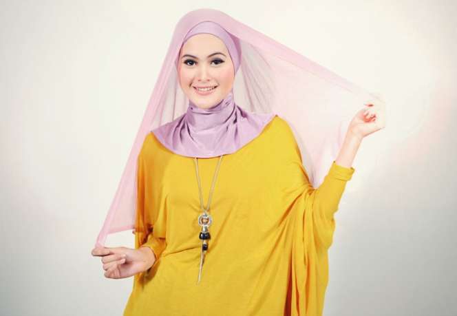 Tampil Manis Dengan Kreasi Jilbab Paris