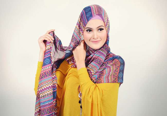 Model Pashmina Cantik Namun Tetap Bersyariat