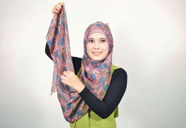 Pesona Dibalik Pashmina Chiffon