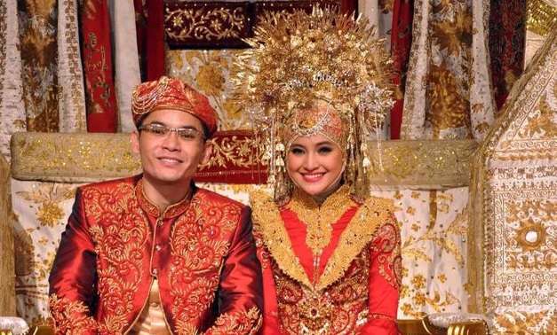 Foto Kemesraan Marshanda dan Ben