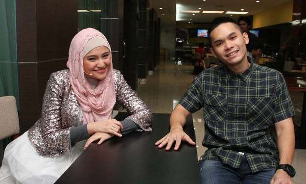 Foto Kemesraan Marshanda dan Ben