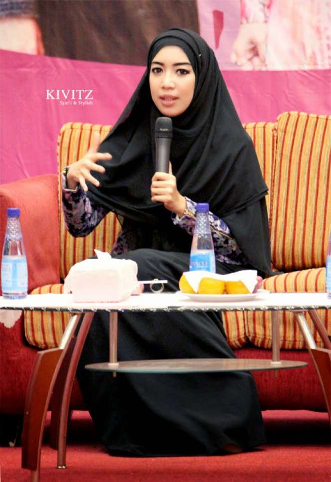 Kumpulan Foto Talkshow Muslimah Fitri Aulia