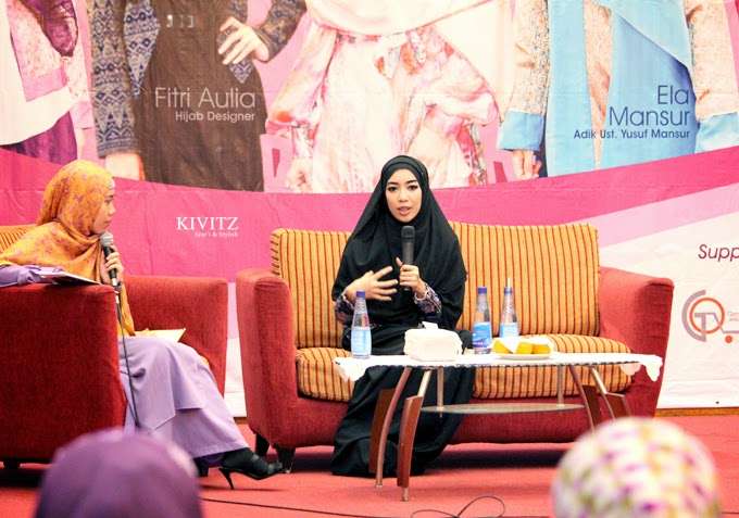 Kumpulan Foto Talkshow Muslimah Fitri Aulia
