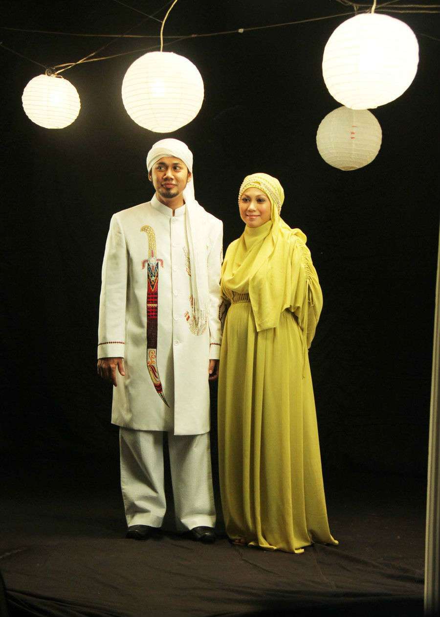 Foto Momen Romantis UGB dan Puput Melati