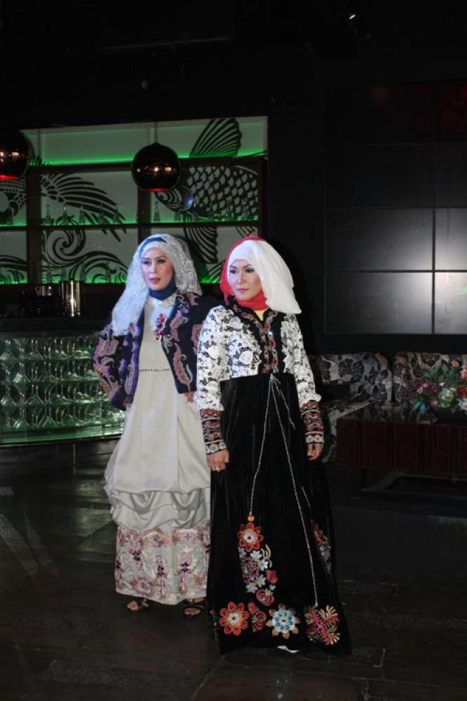 Foto Rancangan `Eksklusif` Albis Bersaudara