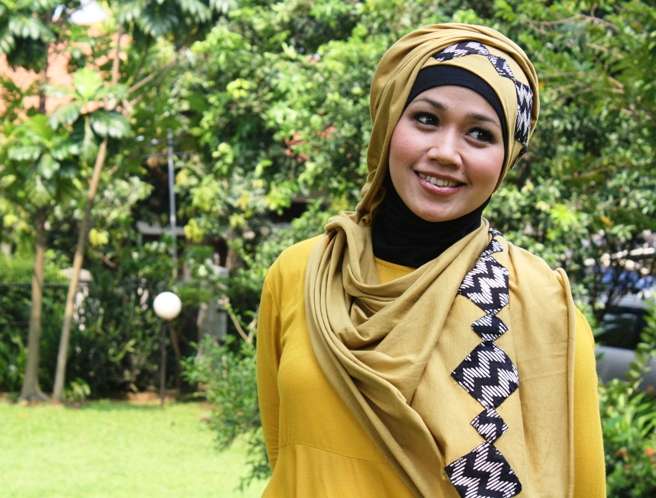 Foto Gaya Busana Girlband `Syariah` Samara 37