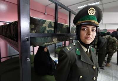 Foto Wanita-wanita di Kepolisian Afghanistan