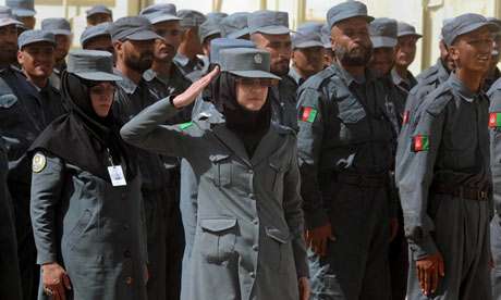Foto Wanita-wanita di Kepolisian Afghanistan
