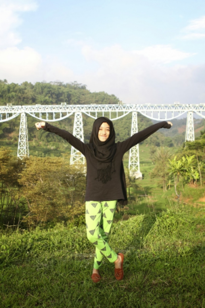 Foto Hijabers Cilik Ini Curi Perhatian Dunia Maya