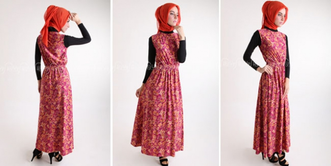 Foto Dress Muslimah Warna Ceria