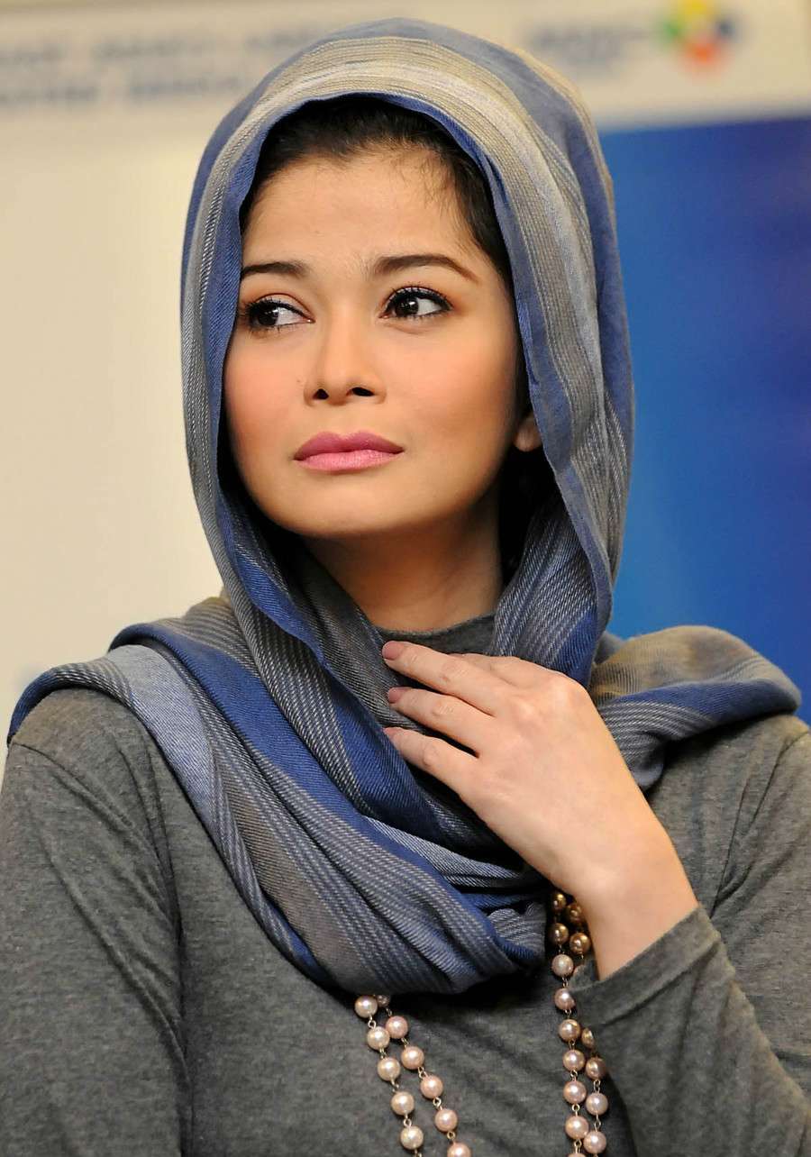 Jihan Fahira Makin Cantik Berhijab