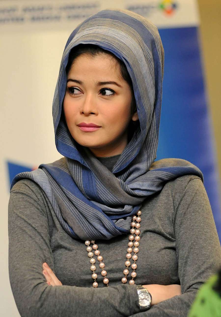 Jihan Fahira Makin Cantik Berhijab