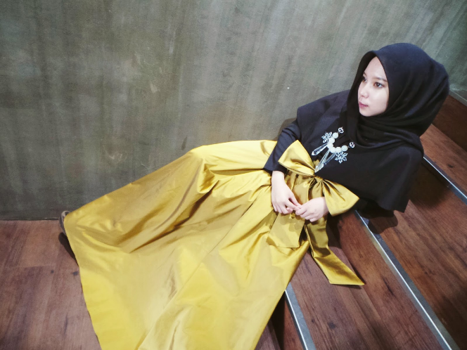 Foto Desainer Muda Jenahara, Inspirasi Hijabers