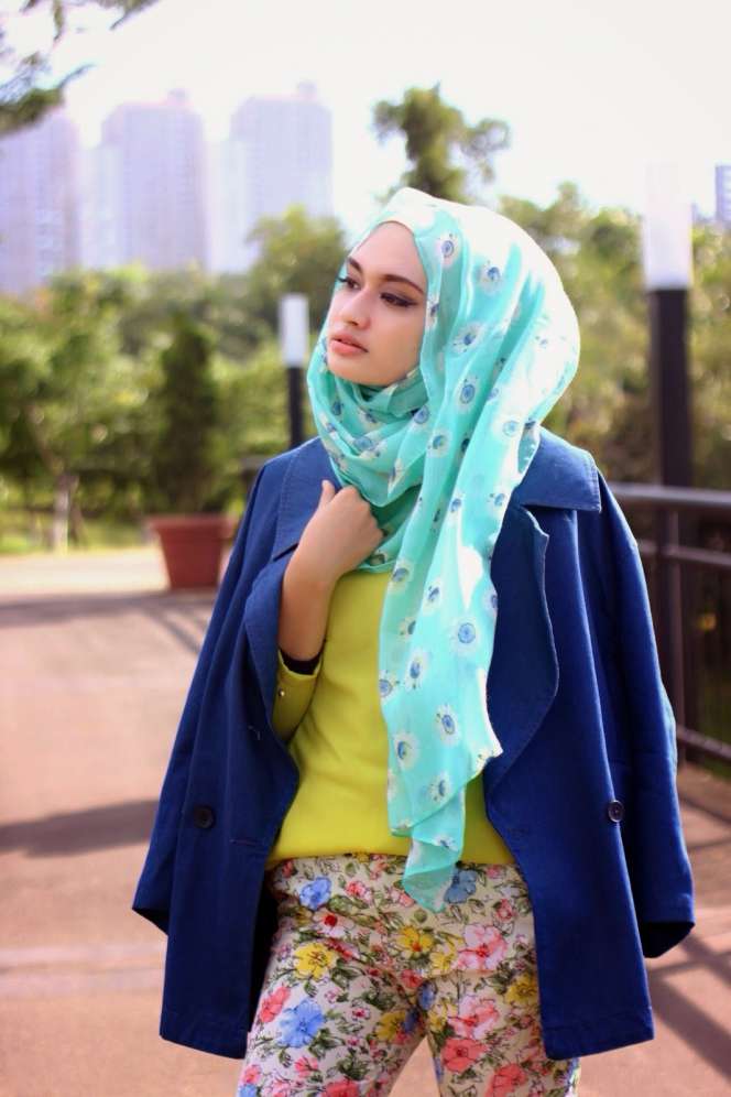 Hijab Style Pelangi Shella Alaztha
