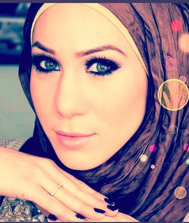 Gaya Nora Tehaili, Hijabers Asal Kanada