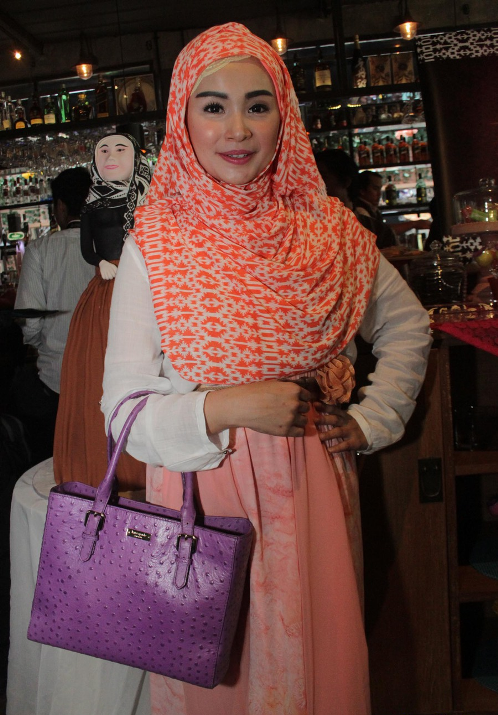 Hijab Soraya Larasati dan Doa Suami