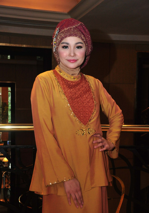 Hijab Soraya Larasati dan Doa Suami